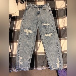 High Waisted Ripped Jeans! Brand: SHEIN - Size: 2 - Color: Light Washed